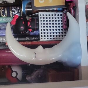 Vintage Sleeping Moon Candle